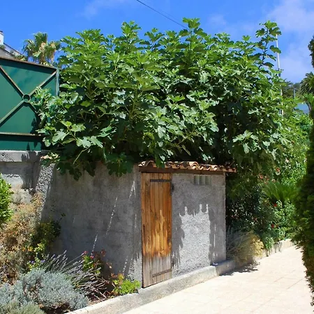 Petite Maison De Ville Au Dessus Du Port De Villa *